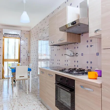 Casa Simona 4 *