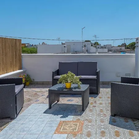 Casa Simona 4 *