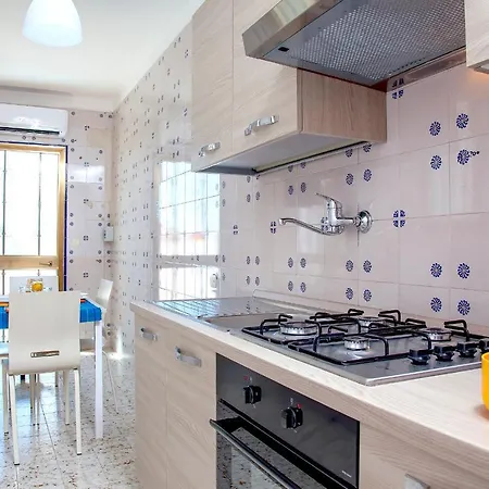 Casa Simona 4 * توري كوليمينا