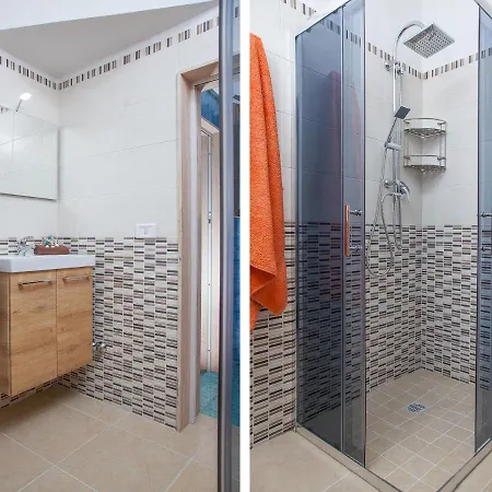 Casa Simona 4 *